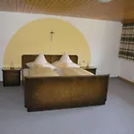 Feriehus Ferienhaus, Bauernhof Mit Angel- Und Badesee, Rosshaupten, Allgaeu Roßhaupten