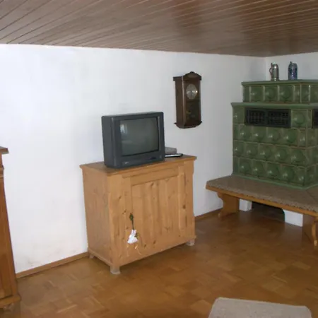 בית נופש Ferienhaus, Bauernhof Mit Angel- Und Badesee, Rosshaupten, Allgaeu