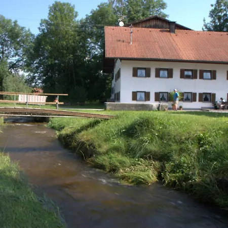 Ferienhaus, Bauernhof Mit Angel- Und Badesee, Rosshaupten, Allgaeu *
