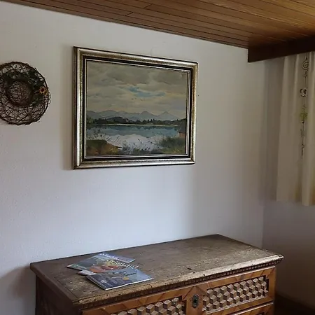 בית נופש Ferienhaus, Bauernhof Mit Angel- Und Badesee, Rosshaupten, Allgaeu Roßhaupten